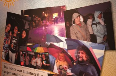 Eröffnung Summertime mit Ausstellung im Gelenkbus