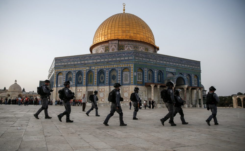 Sicherheitskräfte am Tempelberg in Jerusalem