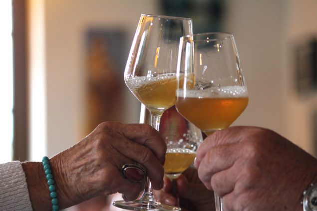 Bierverkostung in der Borner Kunstgalerie