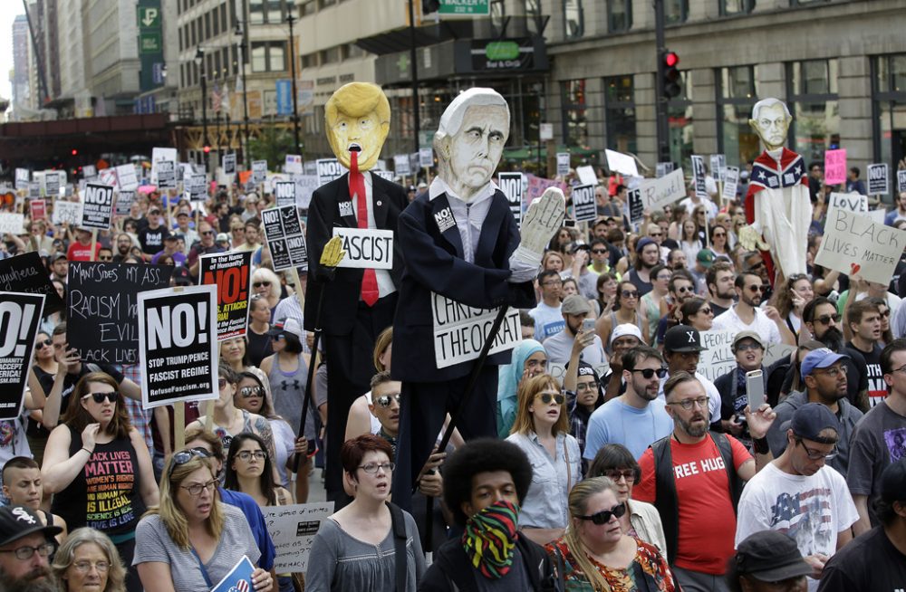 Demo gegen Hass und Rassismus in Chicago, Illinois (13.8.)