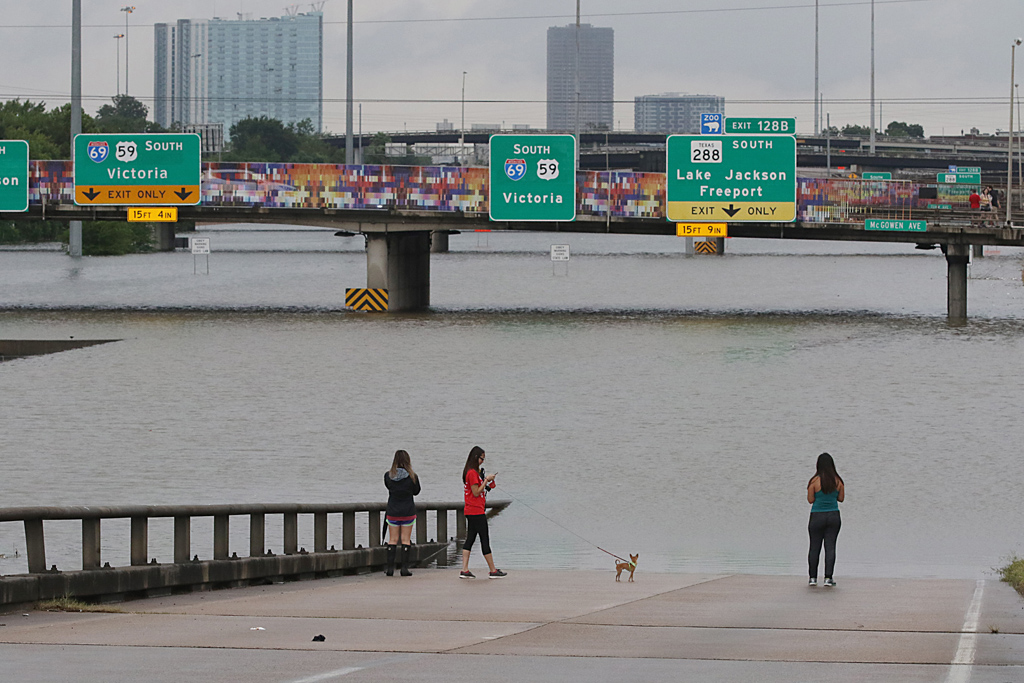 Überschwemmungen nach Hurrikan "Harvey" in Houston