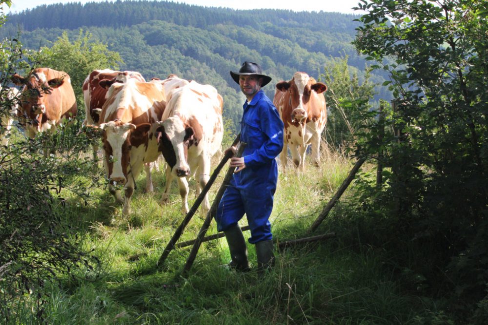 Landwirt Michael Hennes aus Herresbach