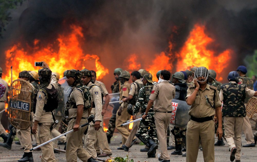 Viele Tote nach Ausschreitungen in Indien