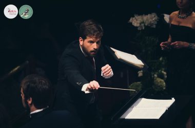 Finale des Internationalen Dirigentenwettbewerbs in Lüttich: Pierre Dumoussaud