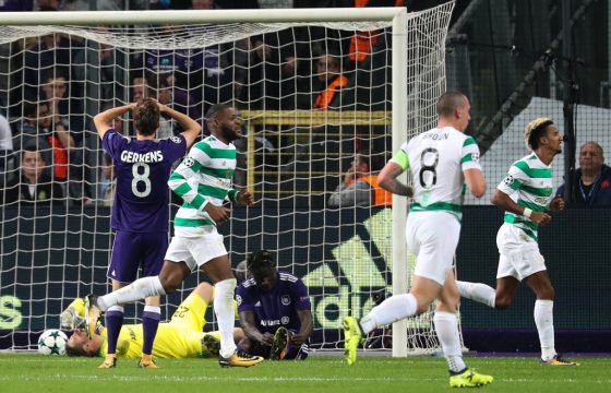 Pieter Gerkens vor dem Celtic-Tor