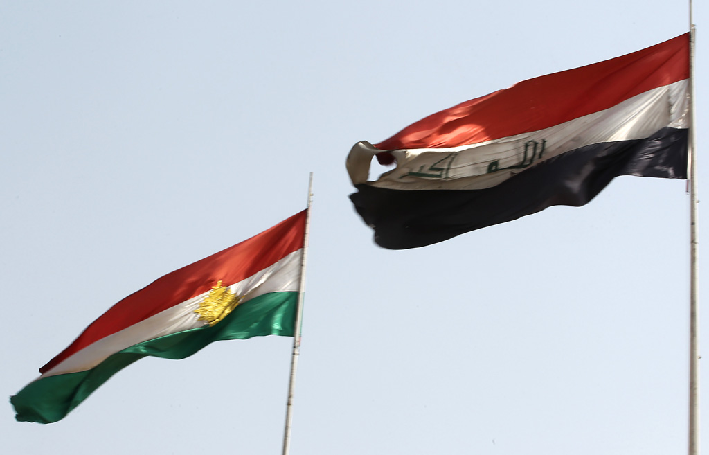Flagge der Kurden und des Irak