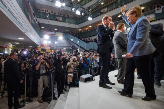Angela Merkel bleibt Bundeskanzlerin