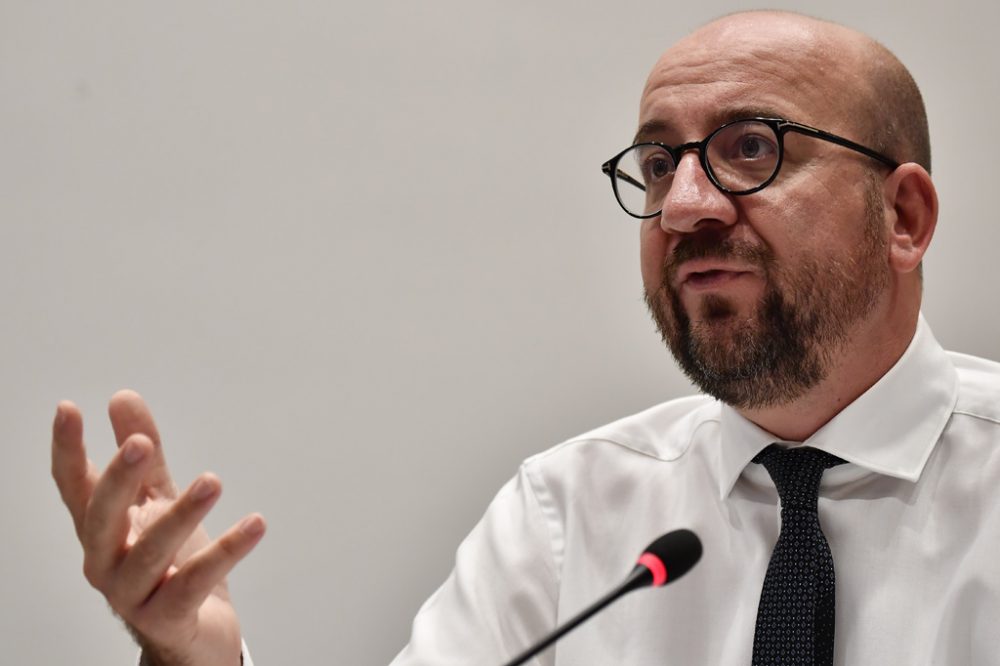 Charles Michel vor dem Innenausschuss der Kammer