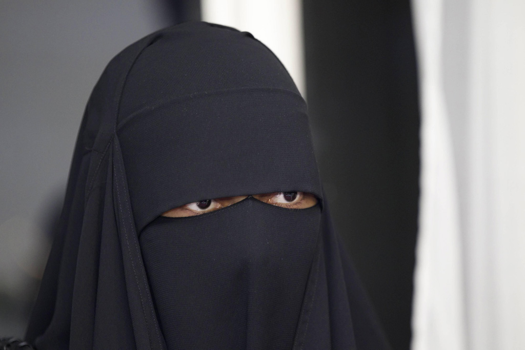 Frau mit Niqab (Bild vom 1.6.2012)