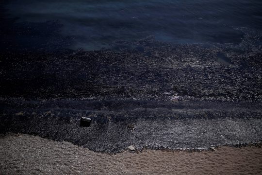 Ölteppich vor der griechischen Küste