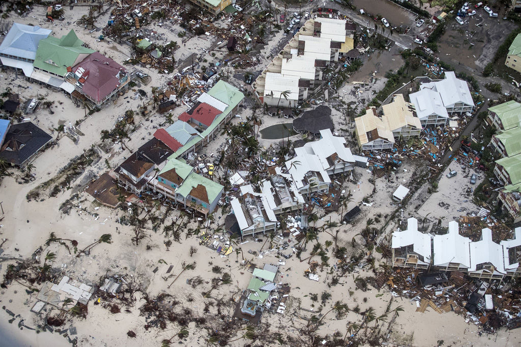 Philipsburg auf Sint Maarten steht unter Wasser