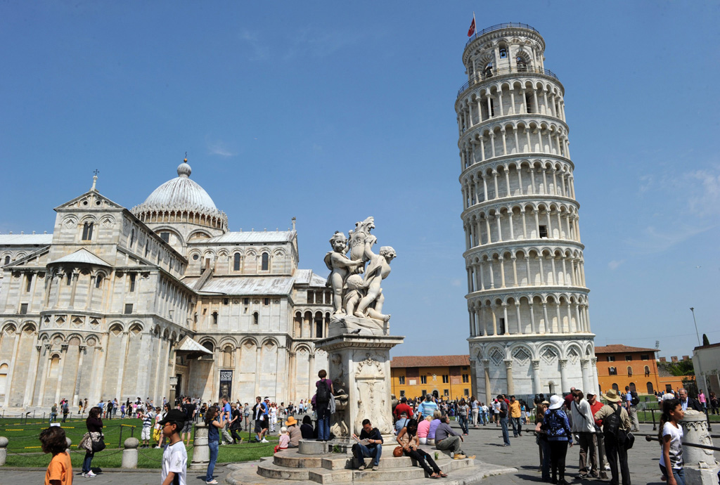 Touristen in Pisa (Illustrationsbild)