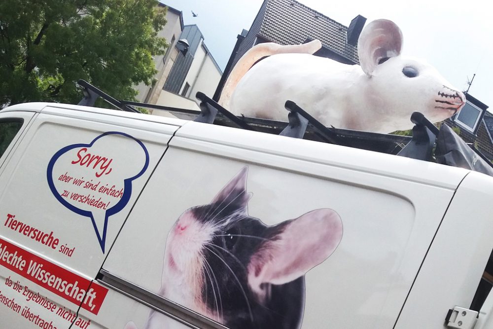 Mausmobil von "Ärzte gegen Tierversuche"