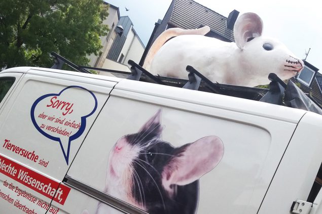 Mausmobil von "Ärzte gegen Tierversuche"