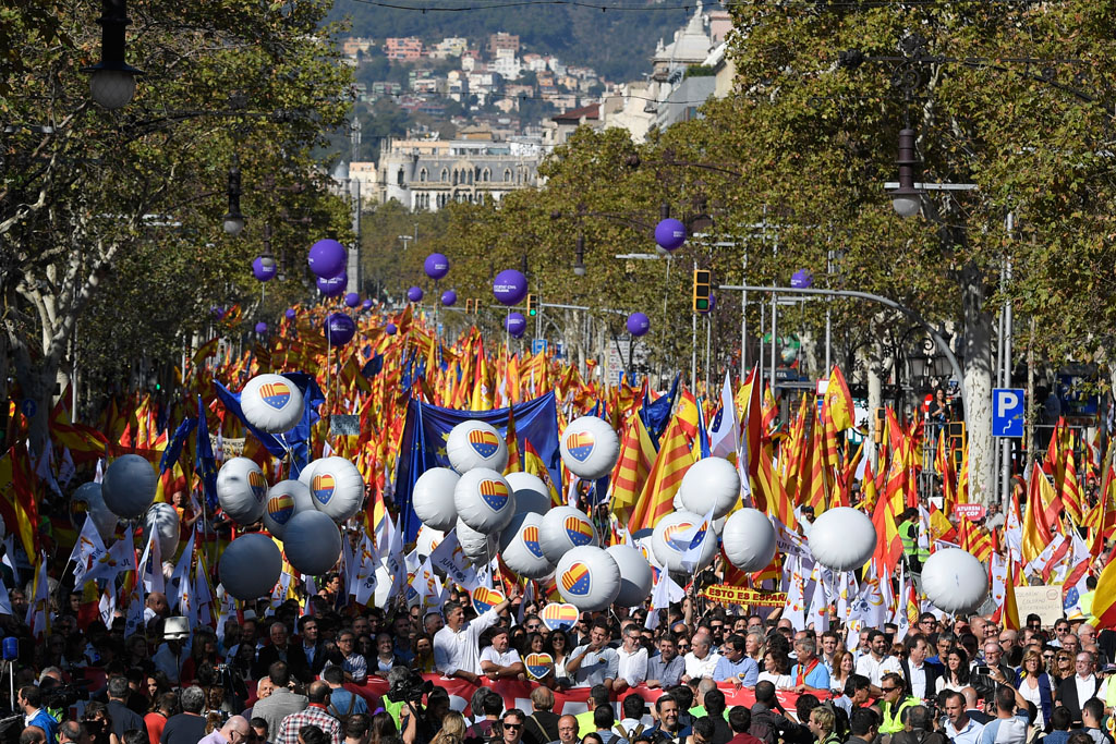 Marsch für die Einheit Spaniens in Barcelona