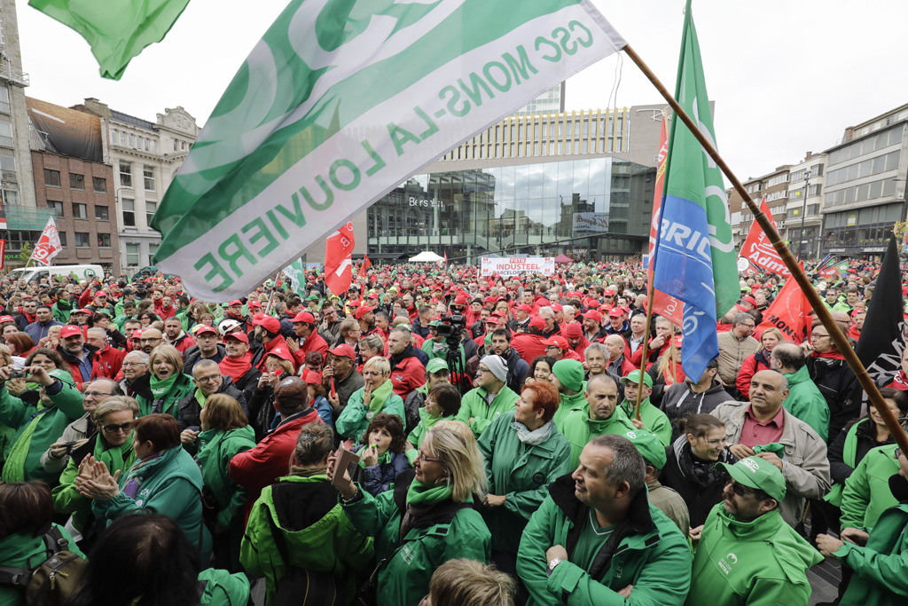 Bis zu 5.000 Demonstranten bei Solidaritätsmarsch in Charleroi (23.10.)