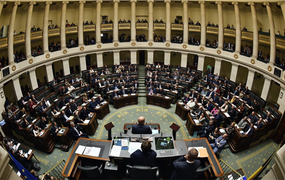 Premierminister Charles Michel bei seiner Regierungserklärung