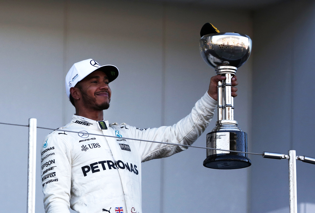 Mercedes-Pilot Lewis Hamilton hat den Großen Preis von Japan gewonnen