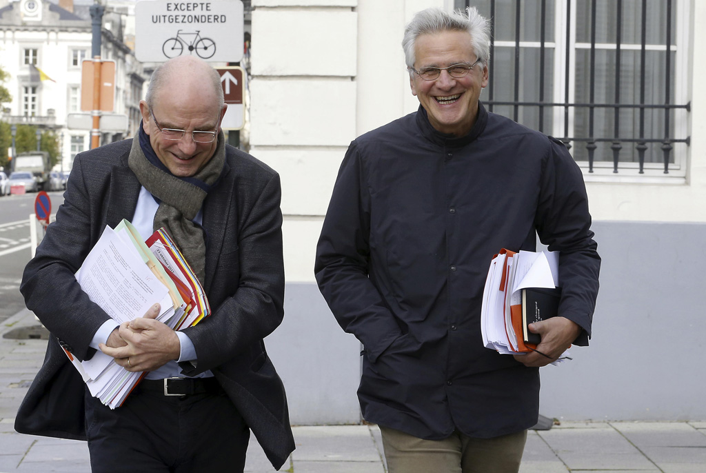 Die Minister Koen Geens und Kris Peeters vor dem Treffen des Kernkabinetts