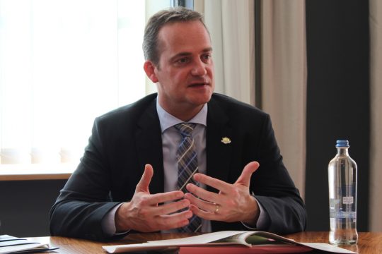 Ministerpräsident Oliver Paasch