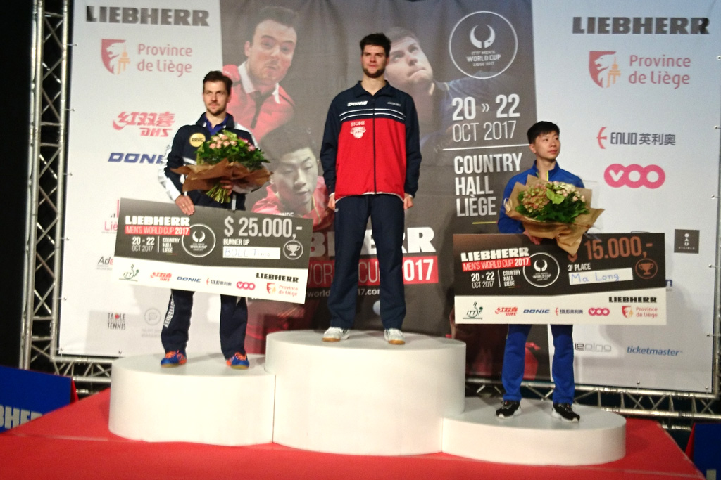 World-Cup-Treppchen in Lüttich: Sieger Dimitrij Ovtcharov (Gold), Timo Boll (Silber) und Ma Long (Bronze)