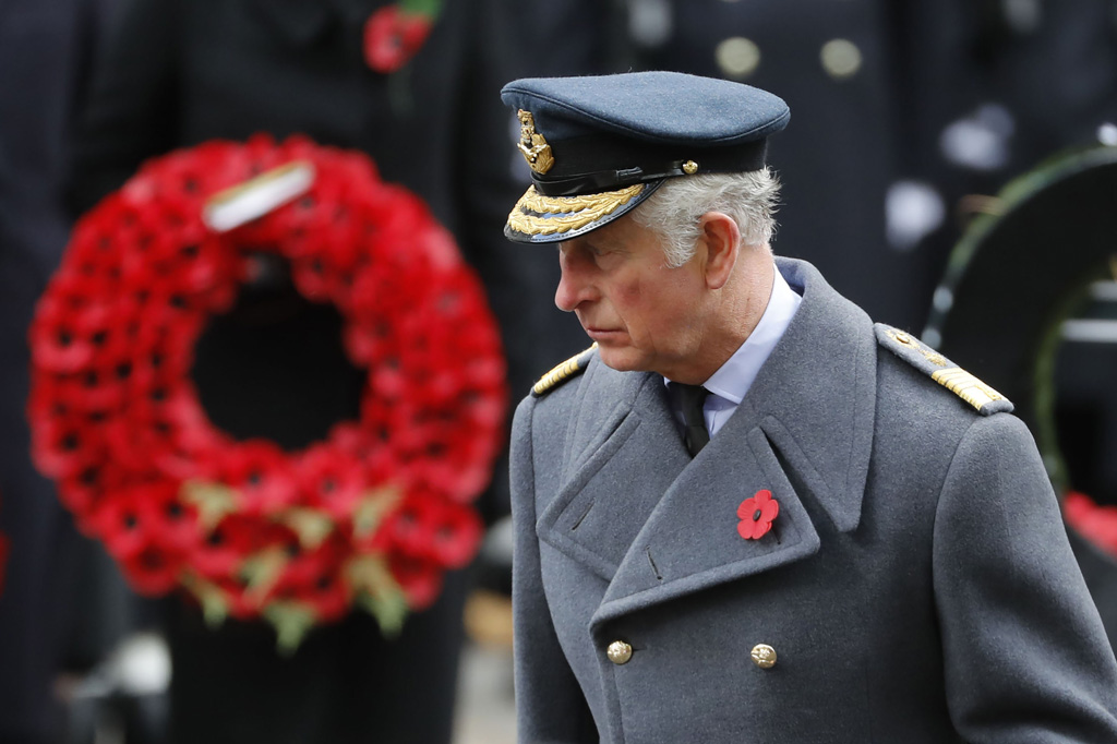 Die britische Königsfamilie gedenkt der britischen Kriegstoten (12.11.2017)