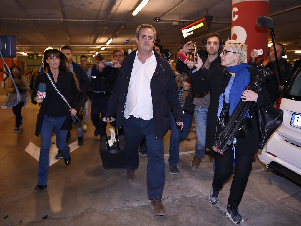 Joaquim Forn bei seiner Ankunft in Barcelona (Bild: Josep Lago/AFP)