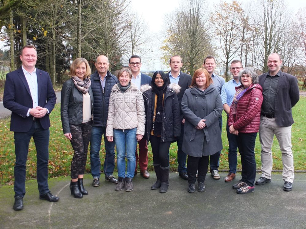 (v.l.n.r.): Spitzenkandidat Erik Solheid, Andrea Paasch-Kreins, Herbert Hannen, Karin Messerich, André Frauenkron, Célestine Lenz, Pascal Wiesen, Jennifer Otten, Tobias Halmes, Yannick Plumacher, Marlene Backes und Eric Richter (es fehlt Olivier Neuberg).