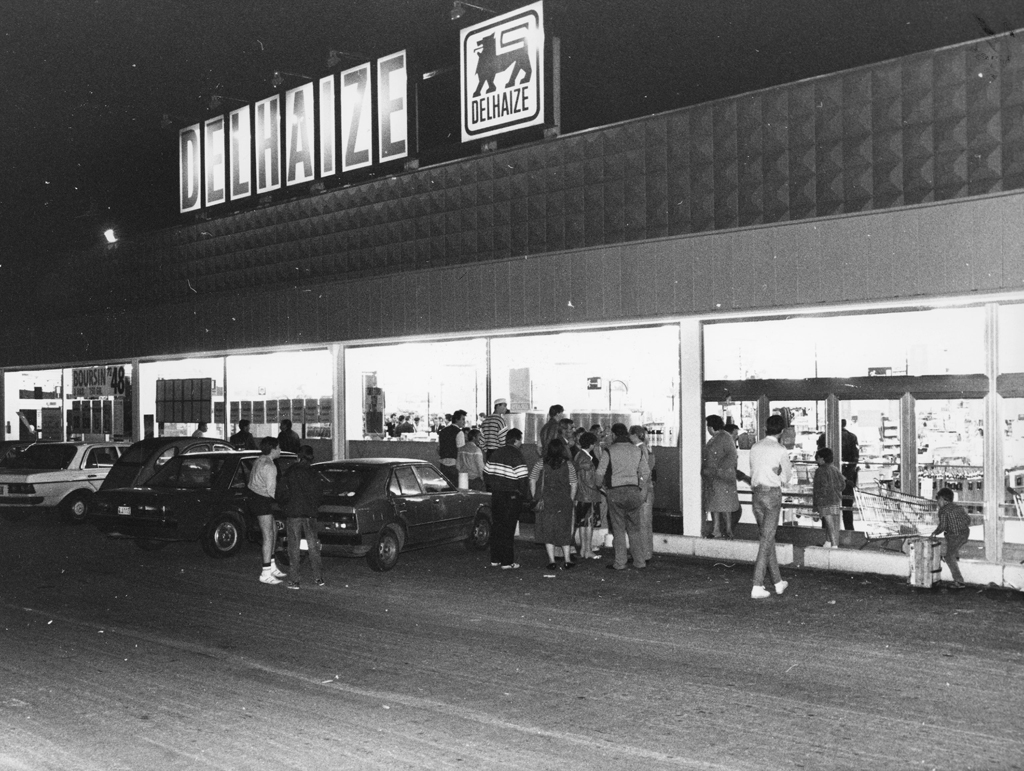 Attacke auf den Delhaize-Supermarkt von Aalst am 9. November 1985 (Archivbild: Herwig Vergult/Belga)
