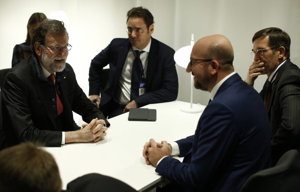 Am Rande des Sozialgipfels in Göteborg trifft Premierminister Michel den spanischen Ministerpräsidenten Rajoy