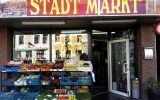 Der "Stadtmarkt" von Nurettin Demitasr in der Eupener Bergstraße (Bild: Rudi Schroeder/BRF)
