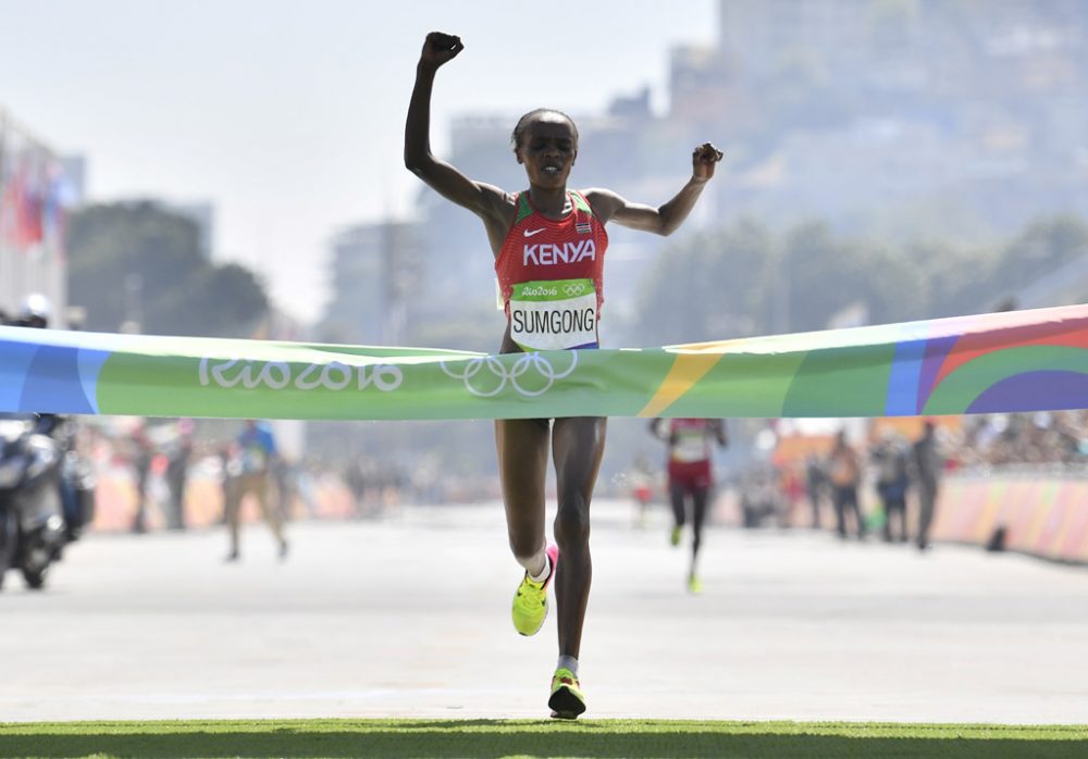 Jemima Jelagat Sumgong gewinnt den Marathon der Spiele von Rio (Bild: Fabrice Coffrini/AFP)