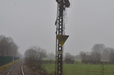 Wieder zwei historische Signale am Bahnhof Raeren verschwunden (Bild: Manfred Hirtz)