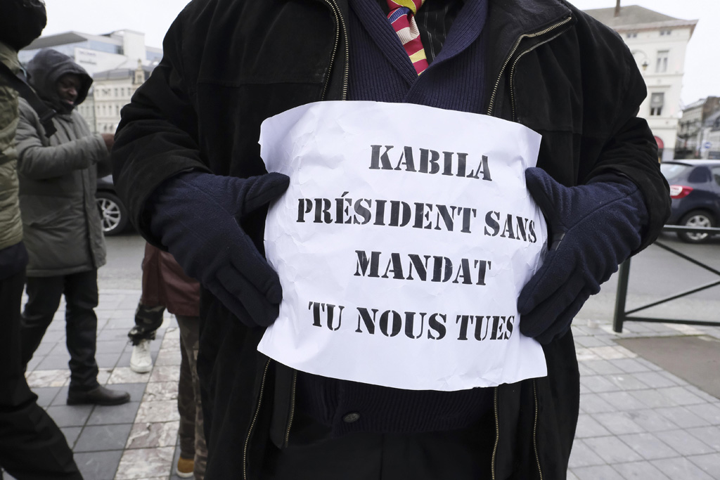 Kongolesen demonstrieren in Brüssel