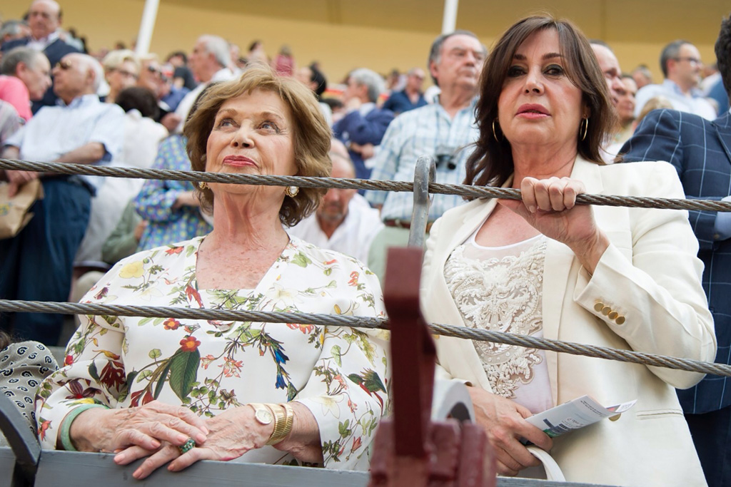 Carmen Franco mit Tochter Carmen Martinez Bordiu 2015 in Madrid (Bild: Curto de la Torre/AFP-