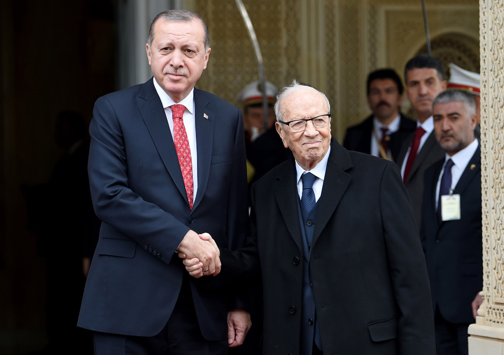 Der türkische Präsident Recep Tayyip Erdogan und sein Amtskollege Beji Caid Essebsi in Tunis (Bild: Fethi Belaid/AFP)