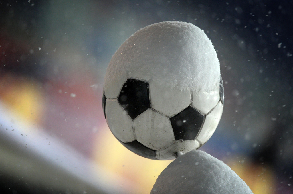 Fußball: Spielabsagen wegen Schnees