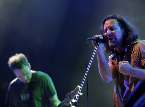 Pearl Jam Konzert im August 2009 in Rotterdam (Bild: Rick Nederstigt/EPA)