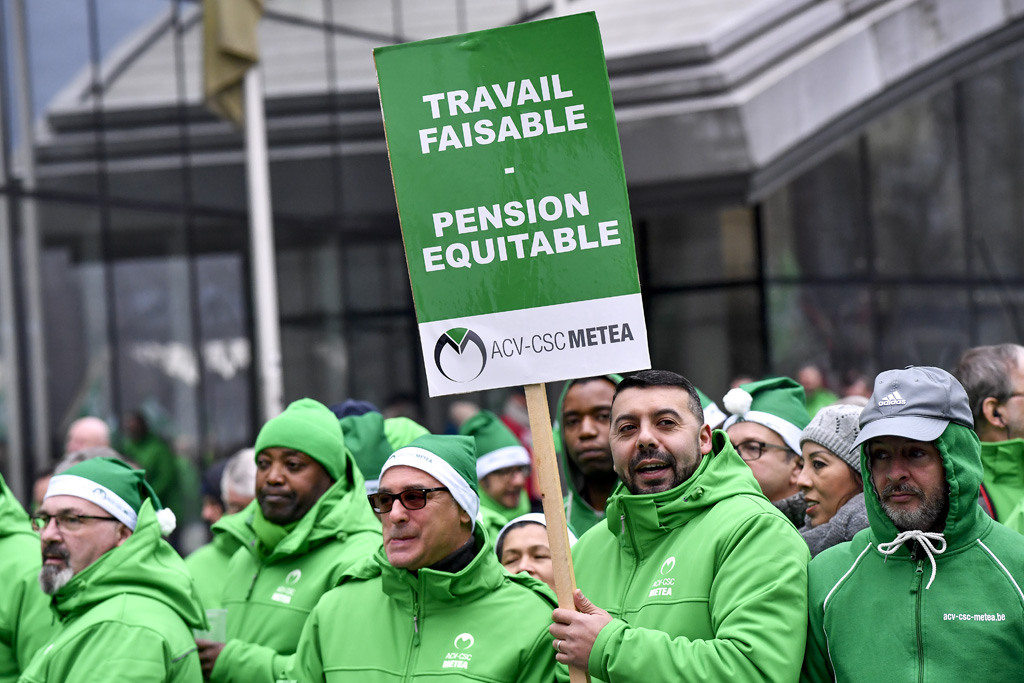Gewerkschaften protestieren in Brüssel gegen Rentenreform