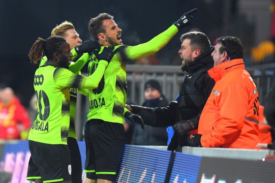 Standard-Spieler Orlando Sá