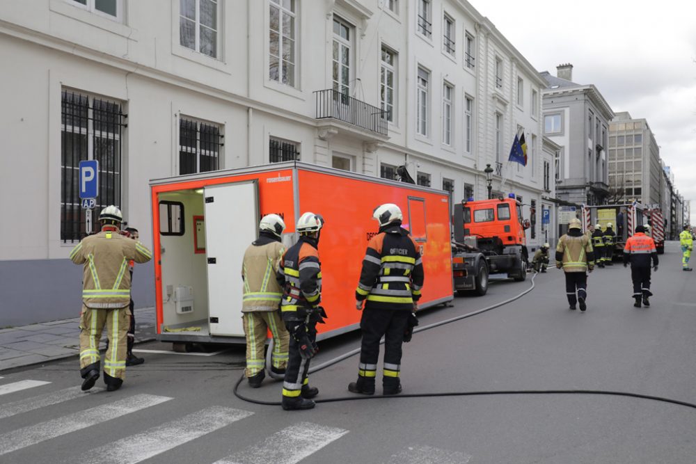 Anthrax-Alarm am Amtssitz von Theo Francken (Bild: Thierry Roge/BELGA)