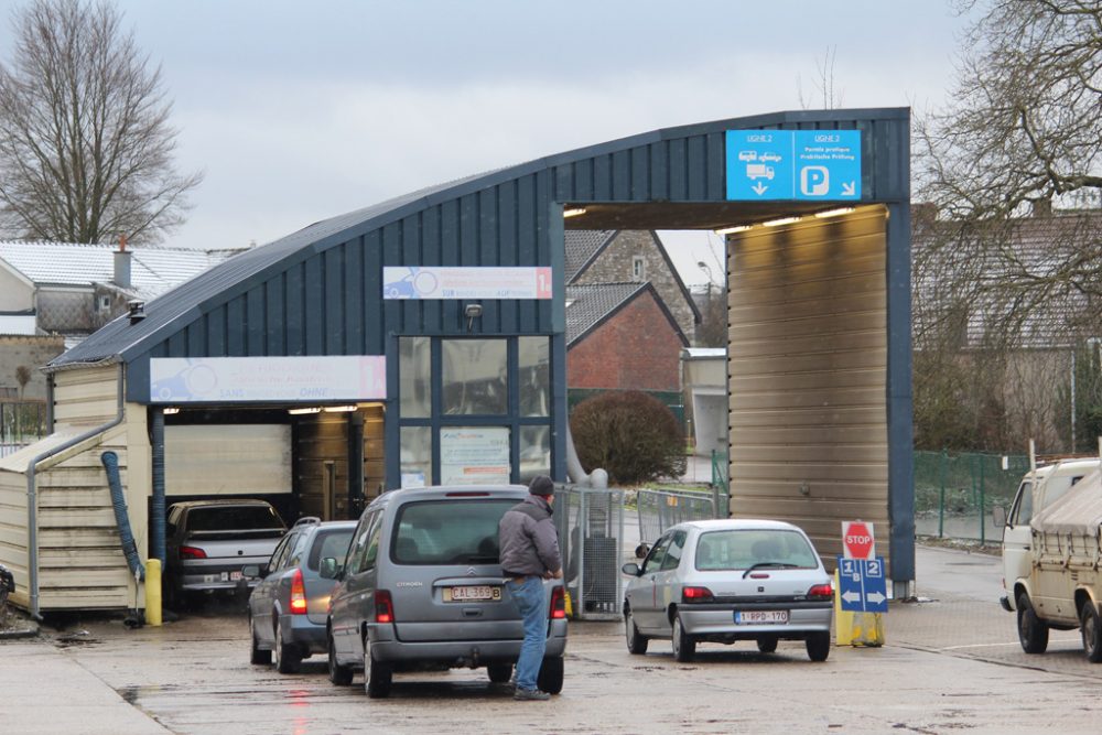 Autosécurité: Kraftfahrzeugprüfstelle in Eupen (Illustrationsbild: Volker Krings/BRF)