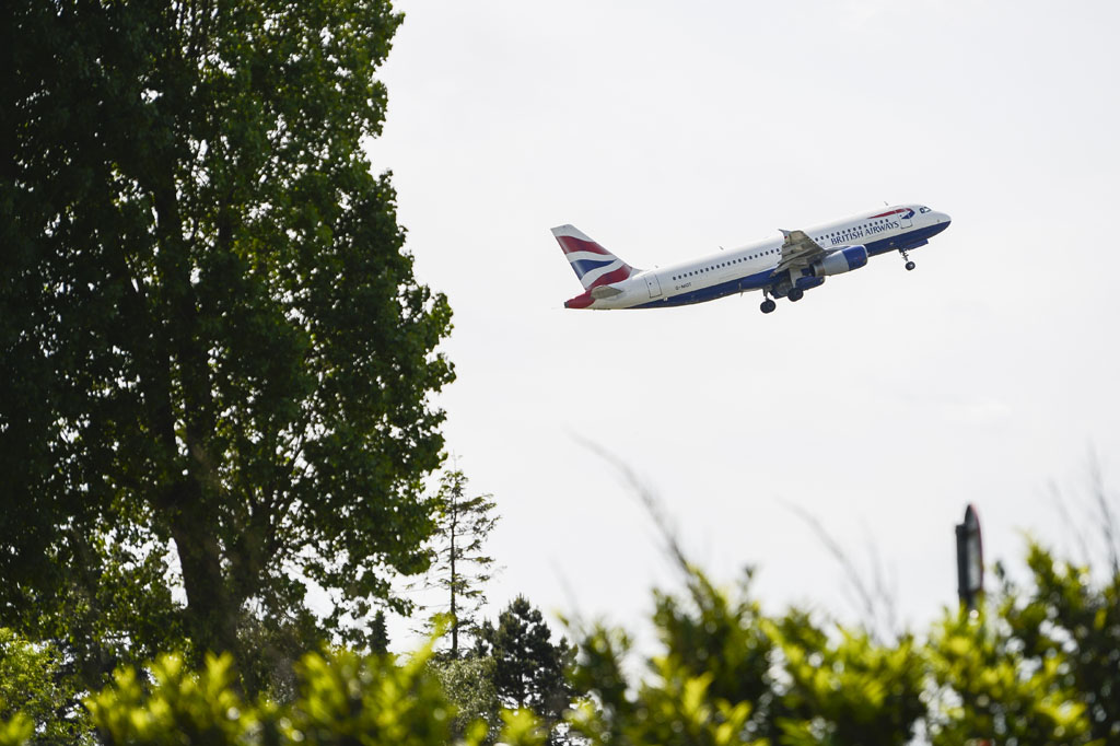 Flugzeug von British Airways beim Start in Zaventem