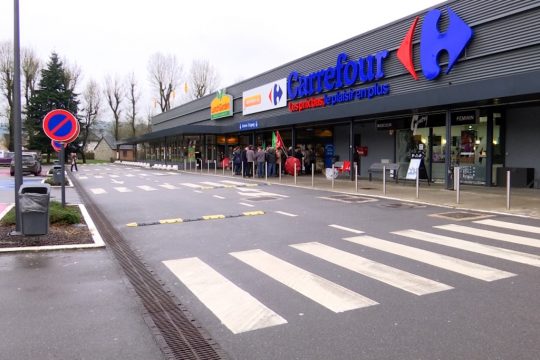 Carrefour in Malmedy (Bild: BRF Fernsehen)