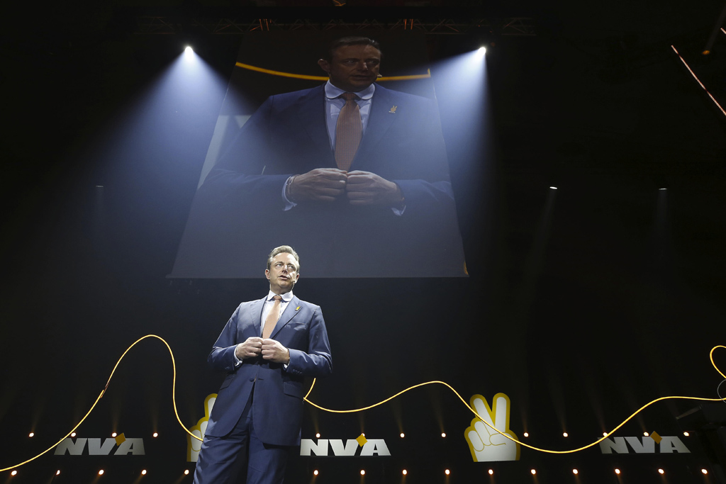 Bart De Wever beim Neujahrsempfang der N-VA (Bild: Nicolas Maeterlinck/Belga)