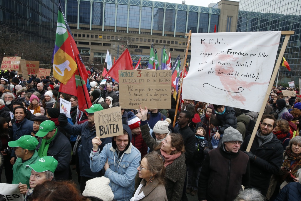 Demonstration in Brüssel am 13.1.2018 gegen Theo Francken (Bild: Nicolas Maeterlinck/BELGA)