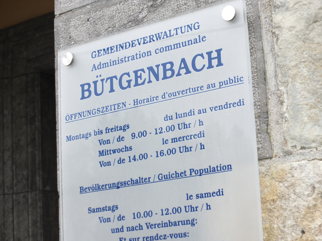Gemeindehaus Bütgenbach (Bild: Stephan Pesch/BRF)