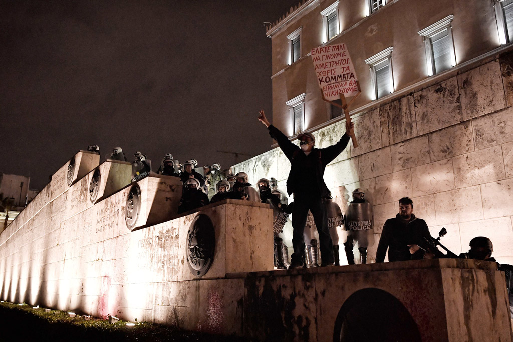 Proteste vor dem griechischen Parlament