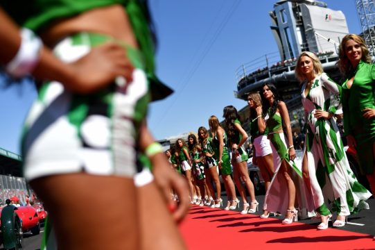 Grid Girls sollen aus der Formel 1 verschwinden