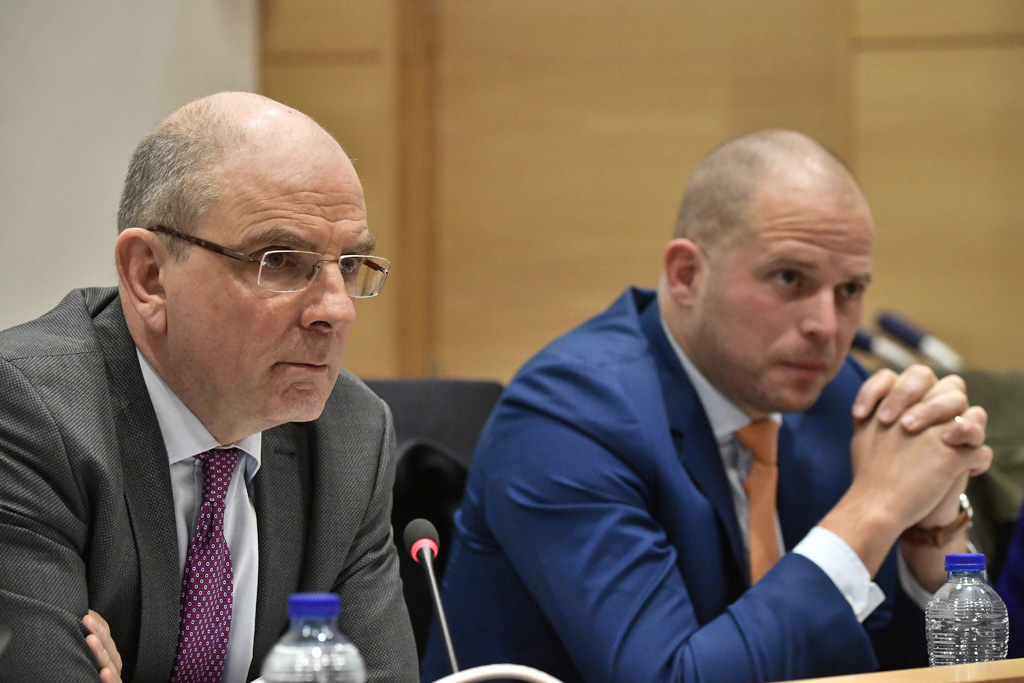 Justizminister Geens (l.) und Staatssekretär Francken